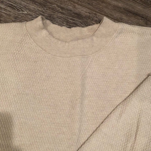 Aerie textured crew cut sweatshirt. Heather frost (cream) color. Size S. - Picture 2 of 4